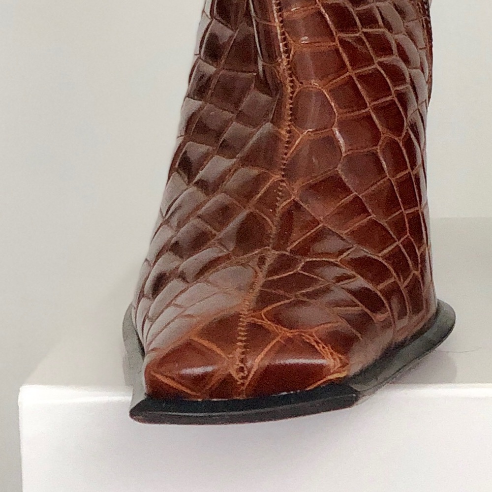 SOLD Vintage Maraolo Alligator Skin Boots - Picture 8 of 12